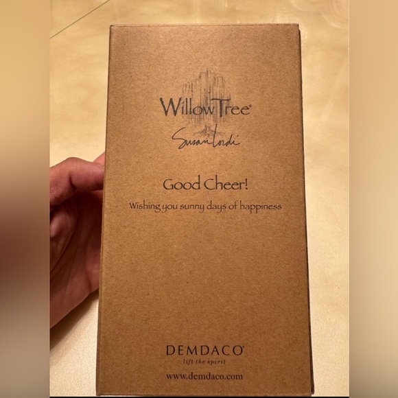 Willow Tree Good Cheer Figurine - Picture 6 of 9